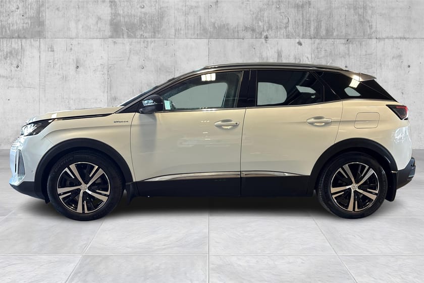 Bilde 2 av Peugeot 3008 HYBRID4 300 GT HYBRID AWD Krok/Massasje/Panorama/Kamera/Navi/ACC++