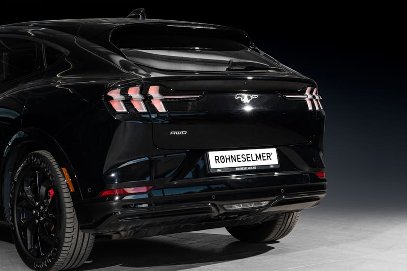 Bilde 3 av Ford Mustang Mach-E LR/AWD/360/B&O/Skinn/S+V/Ny service!