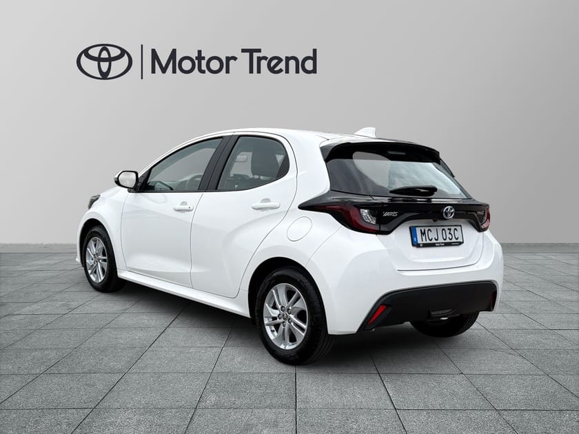 Bild 3 av Toyota Yaris Hybrid CVT 116hk,Active,1.400mil