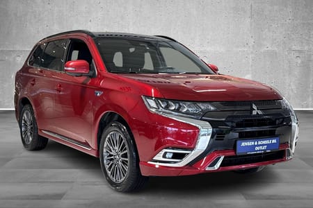 Mitsubishi Outlander PHEV S-Edition PHEV/ Adaptiv cruise/ 360 kamera/ Krok
