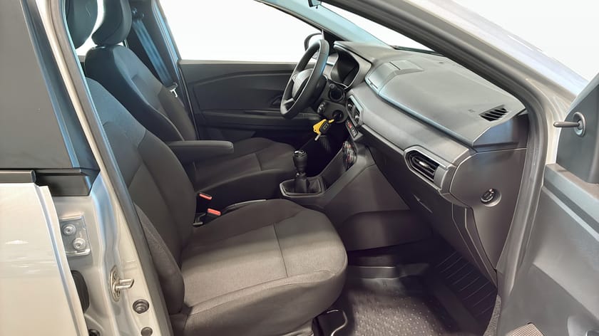 Bild 3 av Dacia Sandero ESSENTIAL TCE 90 4X2 MAN