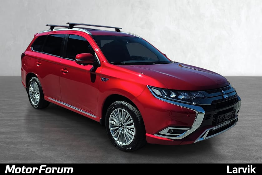 Bilde 3 av Mitsubishi Outlander PHEV 2,4 4WD Instyle+/360kamera/skinn/H.fest