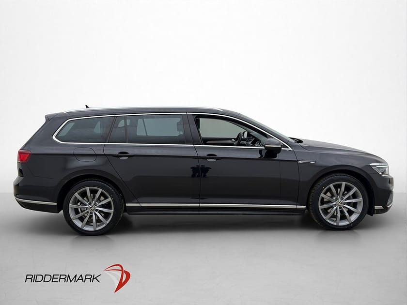 Bild 5 av Volkswagen Passat Sportscombi TDI 4M 200hk R-line Cockpit Värmare Drag