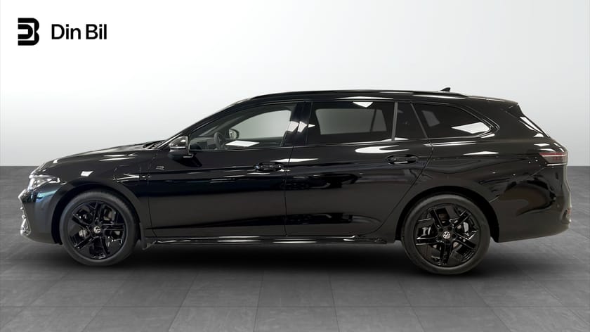 Bild 2 av Volkswagen Passat Variant eHybrid Laddhybrid R-line Black/vämare/Drag/B-kamera/Glast
