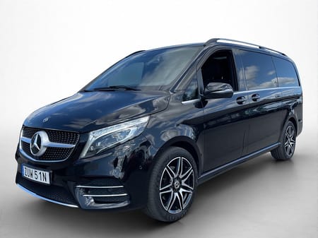 Mercedes-Benz V 300d 4MATIC 3.1t 300 4M AMG FirstClass Värm Pano El-Dörr Burm