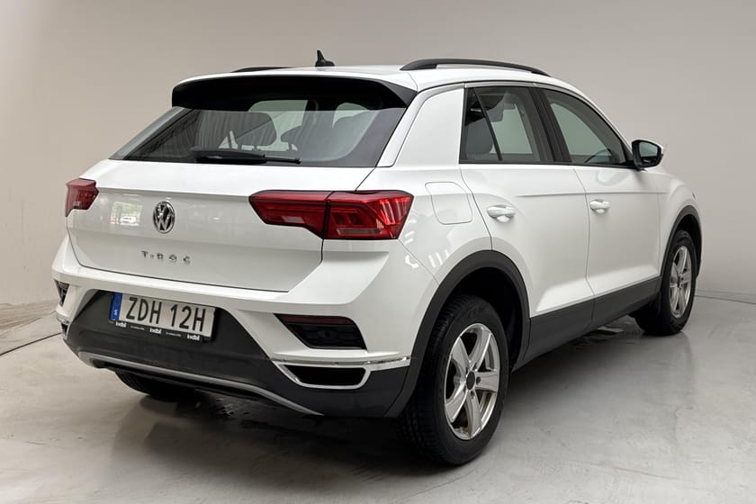 Bild 3 av Volkswagen T-Roc 1.0 TSI (115hk) Adaptiv farth. CarPlay