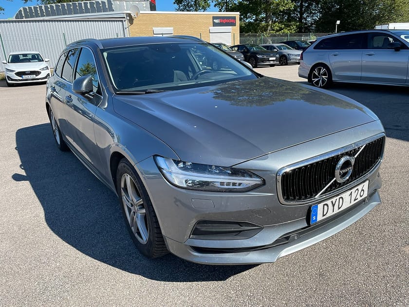 Bild 2 av Volvo V90 AWD D3 150HK 4x4 Momentum