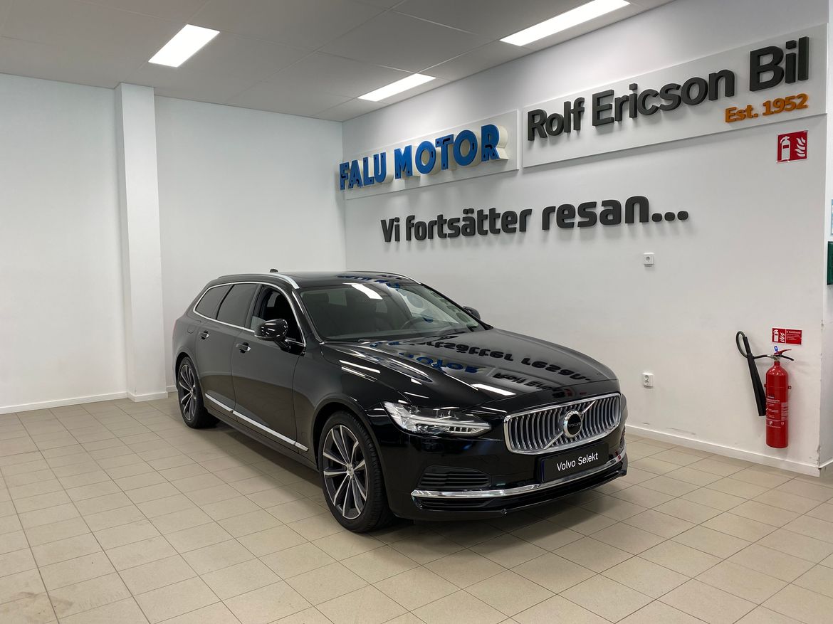 Volvo V90 2022