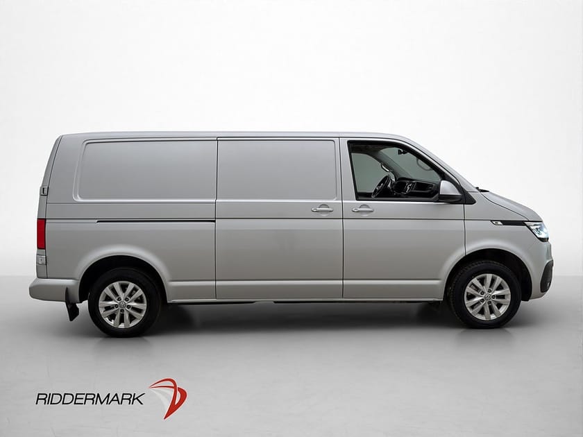 Bild 2 av Volkswagen Transporter L2 Cockpit Värm Drag Kamera CARPLAY