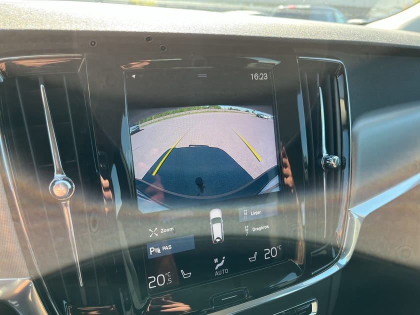 Bild 5 av Volvo V90 D4 Momentum Advanced Edition