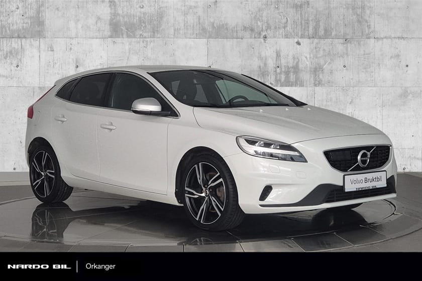Bilde 1 av Volvo V40 T2 - 120Hk - Automat - R-Design - 18" - Skinn - ACC