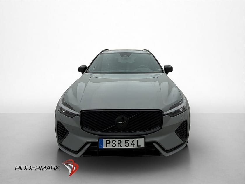 Bild 2 av Volvo XC60 Recharge T6 AWD Plus Black Nordic Edition H/K 22"