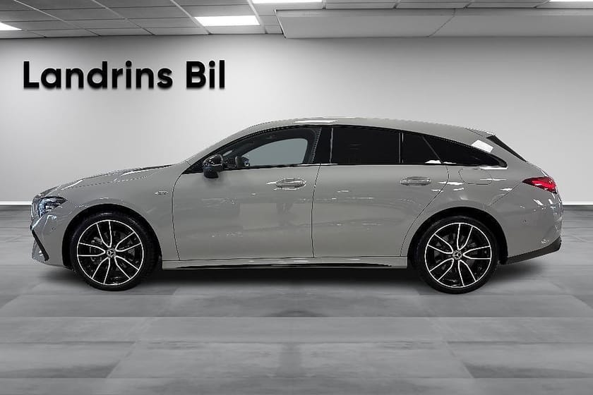 Bild 4 av Mercedes-Benz CLA 250 e Shooting Brake AMG Pano 360Kamera Burmester