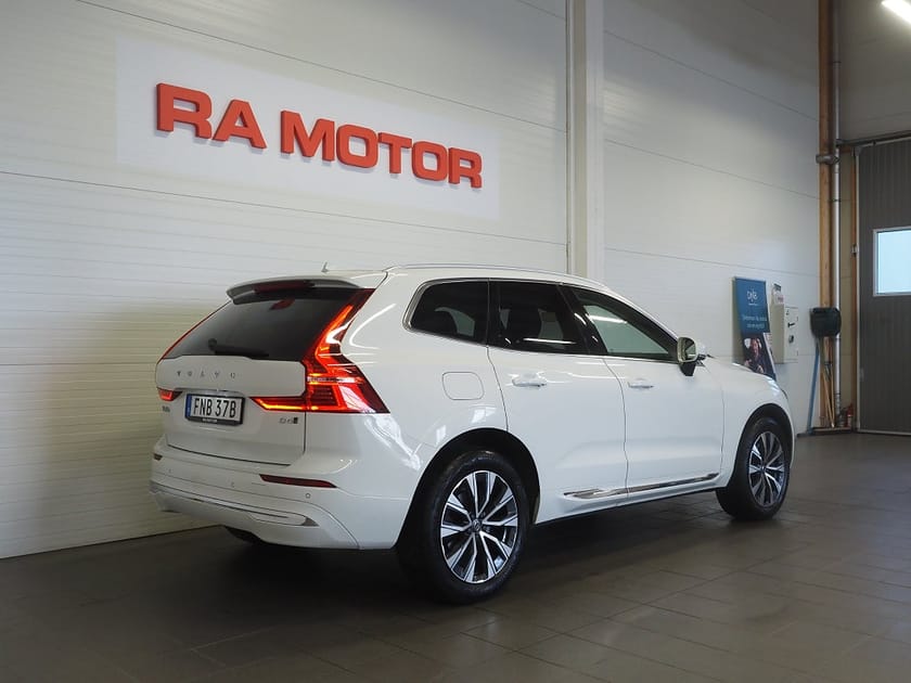 Bild 5 av Volvo XC60 B4 AWD Geartronic 197hk Inscription B-Kam Drag Orrefors