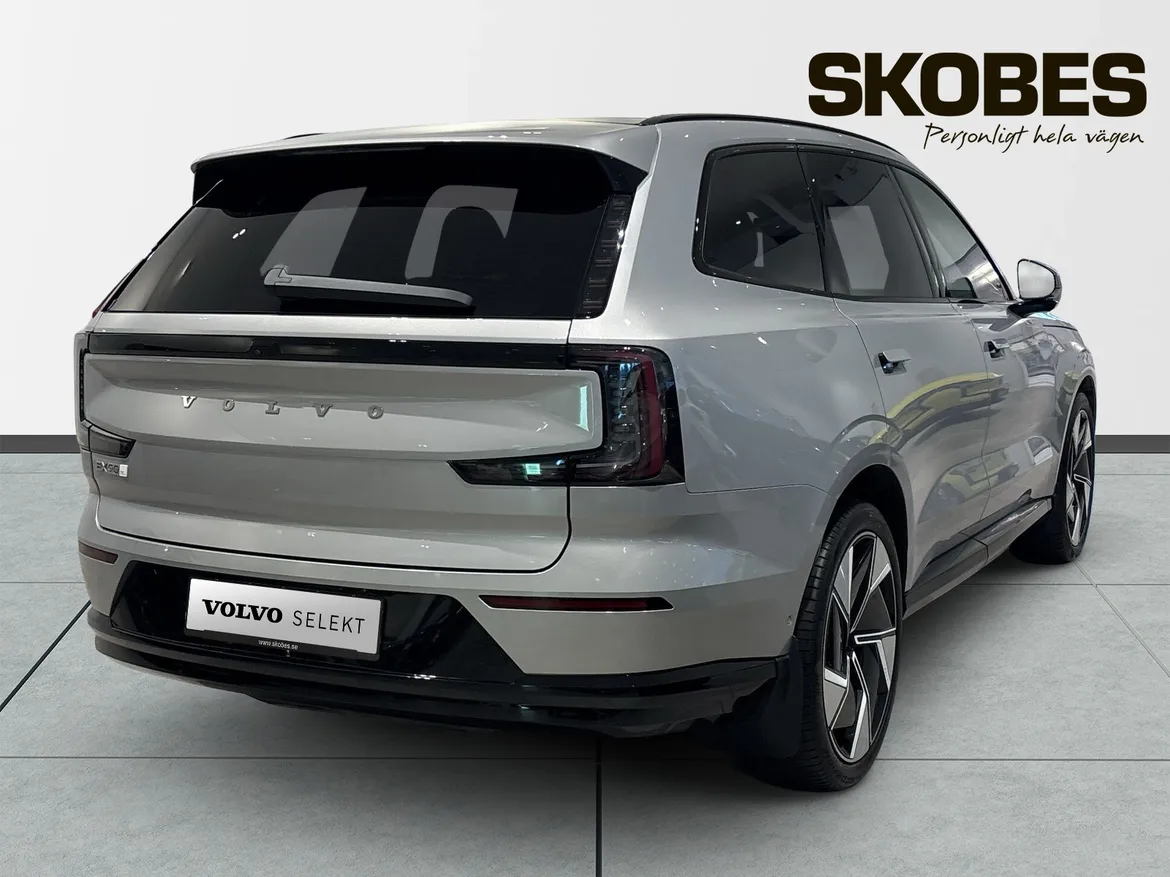 Volvo EX90
