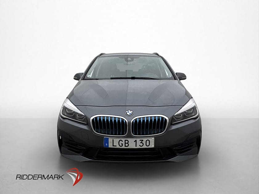Bild 2 av BMW 225xe Active Tourer xDrive Plug-in 224hk Sport line HUD Kamera Navi