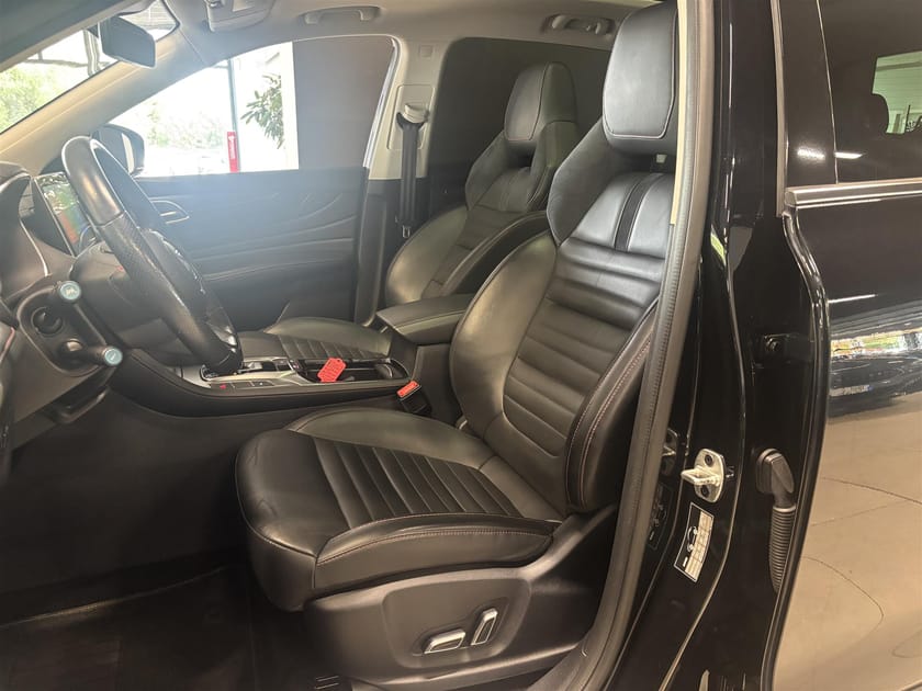 Bild 2 av MG EHS PHEV Luxury 360° Panorama Skinn LED