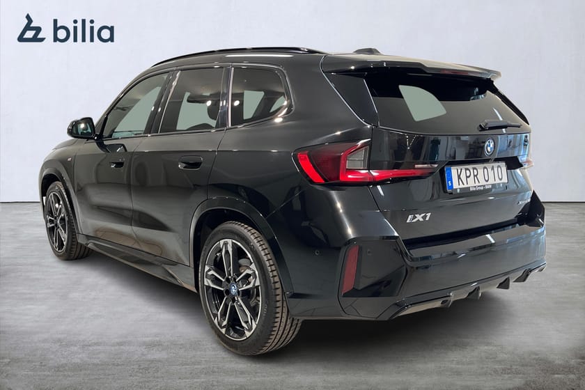 Bild 3 av BMW iX1 xDrive30 M Sport/ Premium/ Comfort/ 19"