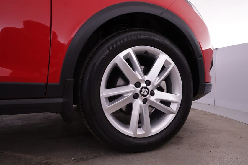 Bild 4 av SEAT Arona TSI 110 HK DSG FR Dragkrok