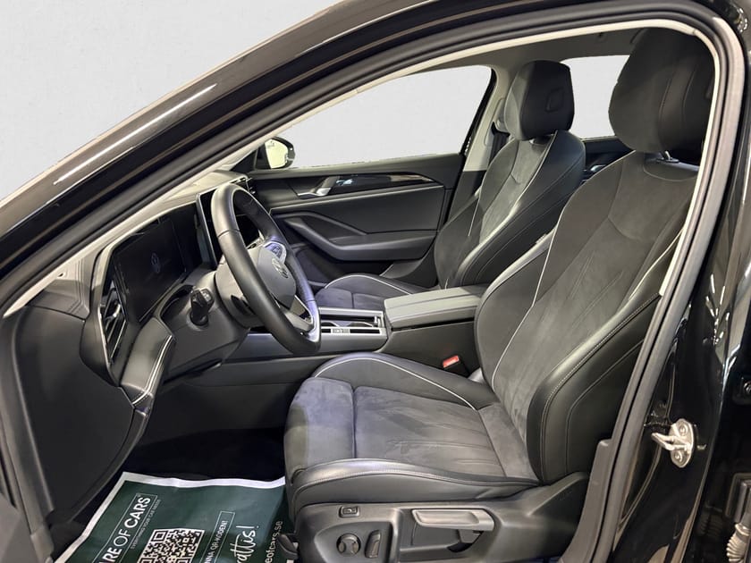 Bild 5 av Volkswagen Passat Sportscombi 1.5 eTSI 150 HK DSG Drag Värm