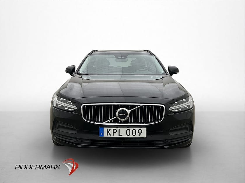 Bild 2 av Volvo V90 B4 197hk Momentum Advanced Värmare Skinn Kamera