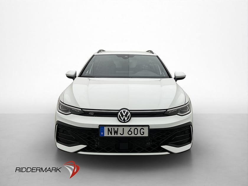 Bild 2 av Volkswagen Golf Sportscombi SC 1.5 eTSI R-Line Drag Värmare MOMS