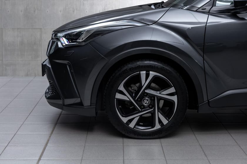 Bilde 2 av Toyota C-HR Hybrid 1,8i Loung Tech