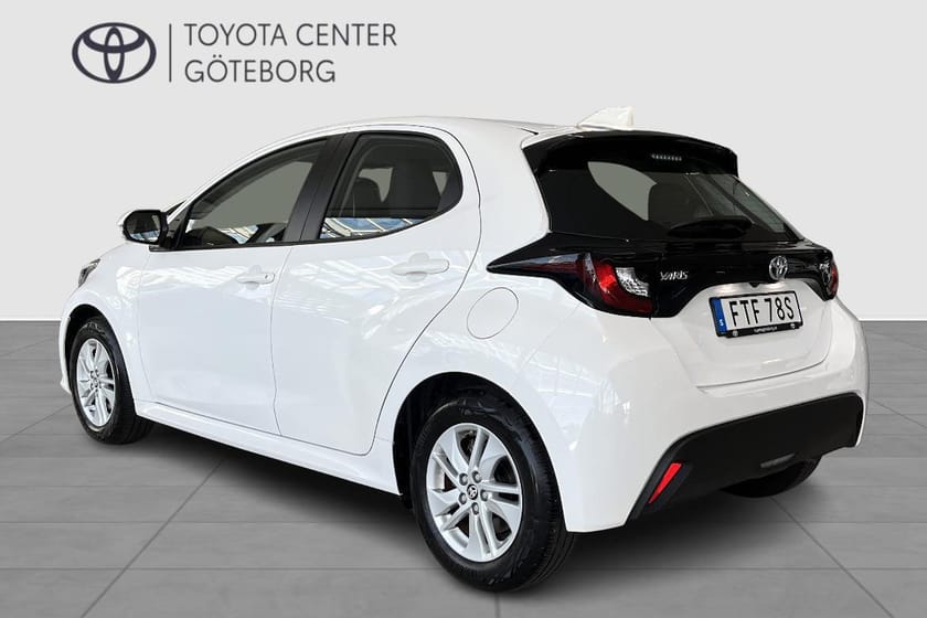 Bild 4 av Toyota Yaris Hybrid 1,5 ACTIVE// VINTERHJUL INGÅR