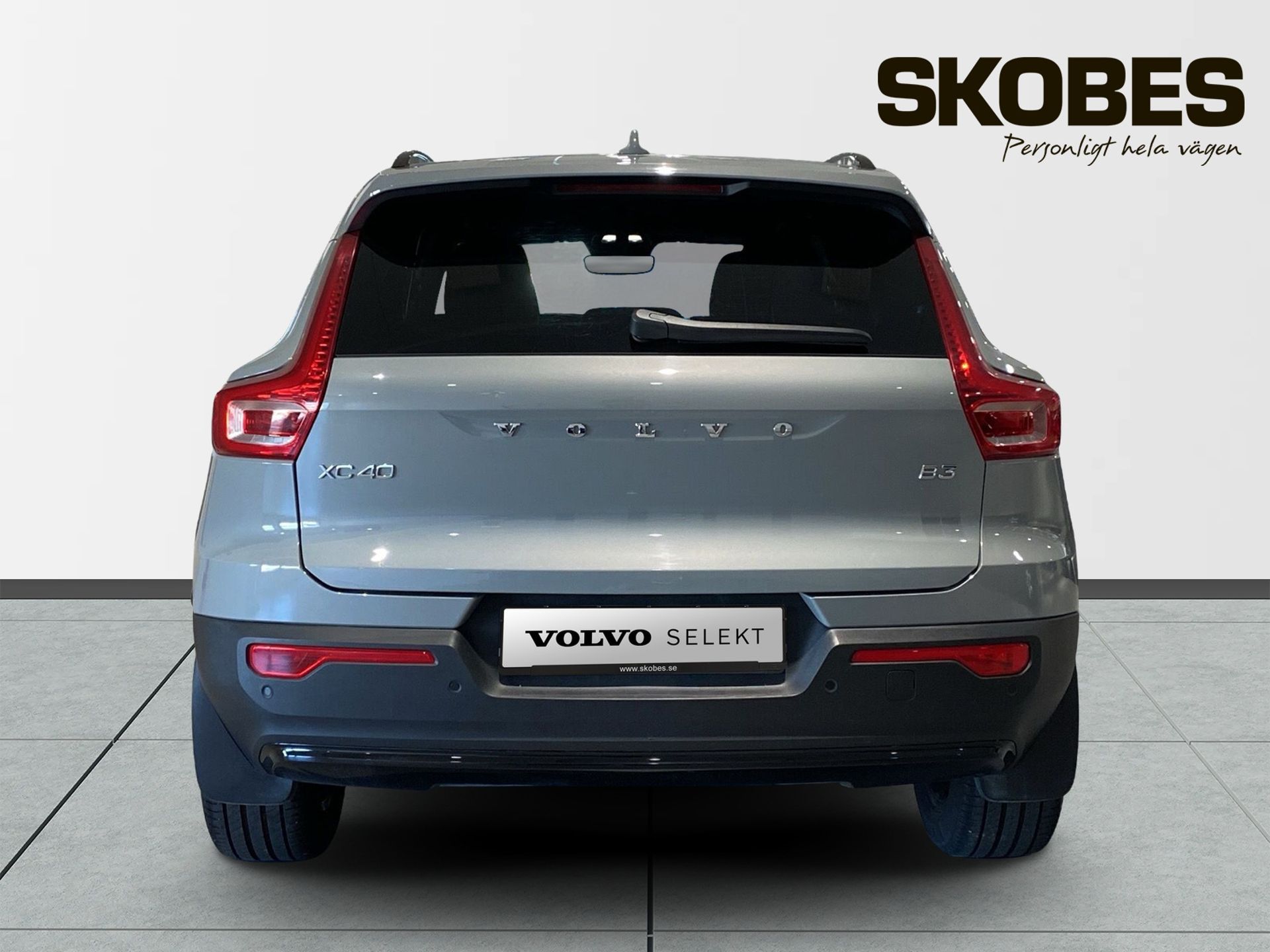 Volvo XC40 B3 FWD Bensin Plus Dark 2025, bild 7/10