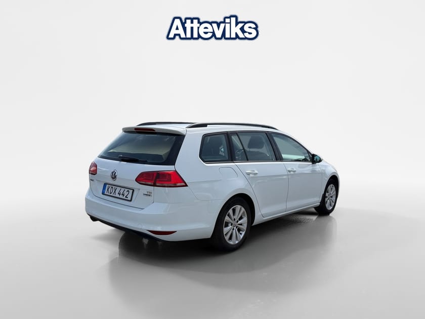 Bild 3 av Volkswagen Golf Sportscombi TSI 110hk Manuell *Drag/Backkamera*
