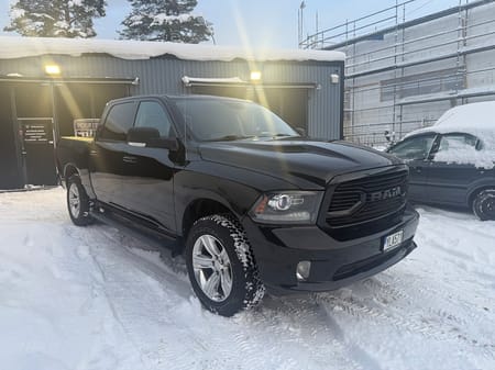 RAM 1500 Crew Cab