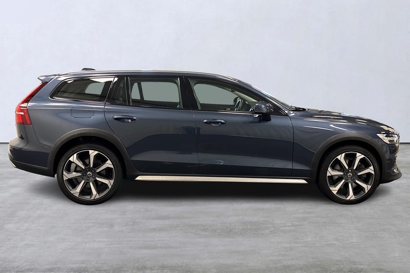 Bild 3 av Volvo V60 Cross Country B4 AWD D Adv NaviP Edt