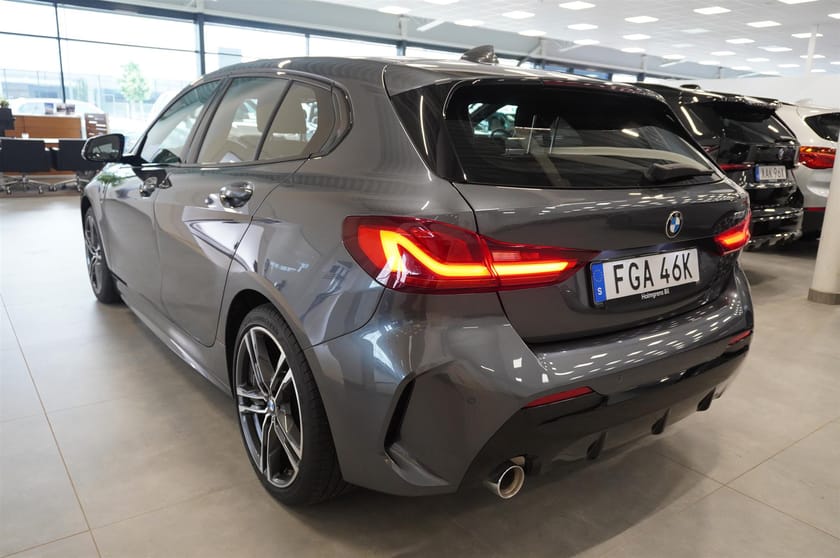 Bild 4 av BMW 118i M-Sport Navi Fartpilot Keyless HiFi 18