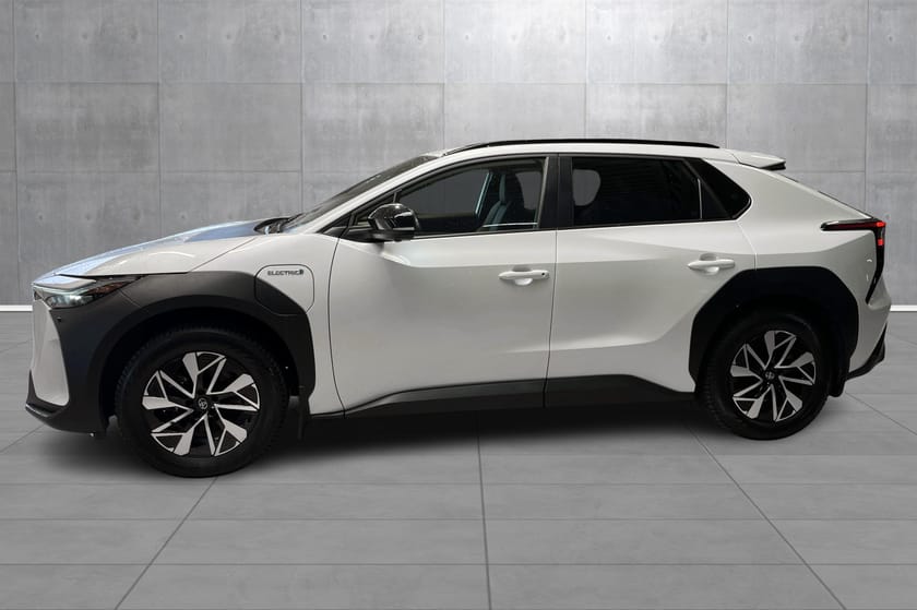 Bilde 2 av Toyota bZ4X 218hk Active Tech AWD, Rentekamp. 6.25% med 35%EK
