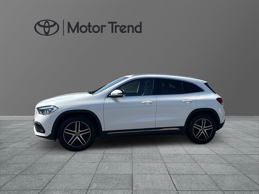 Bild 3 av Mercedes-Benz GLA 220 d 4MATIC 