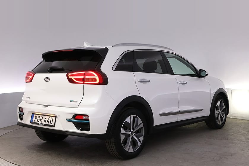 Bild 5 av Kia e-Niro 64 kWh Advance Plus Tech Taklucka Läder JBL BSM