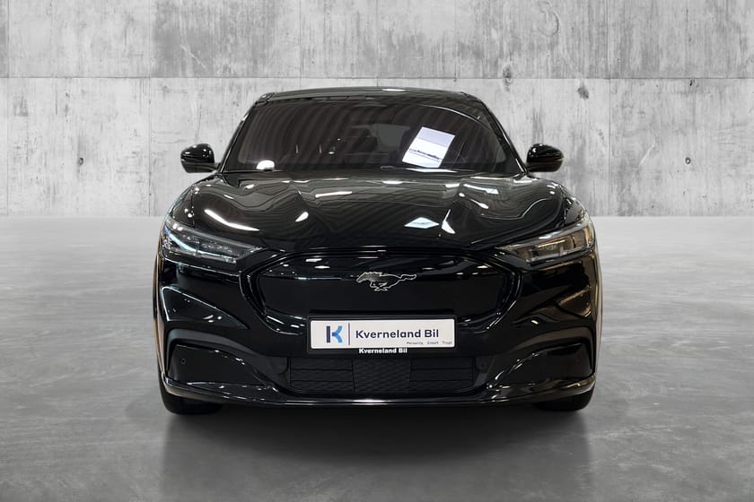 Bilde 2 av Ford Mustang Mach-E Long Range RWD Premium 610km (WLTP) B&O/360/ACC ++