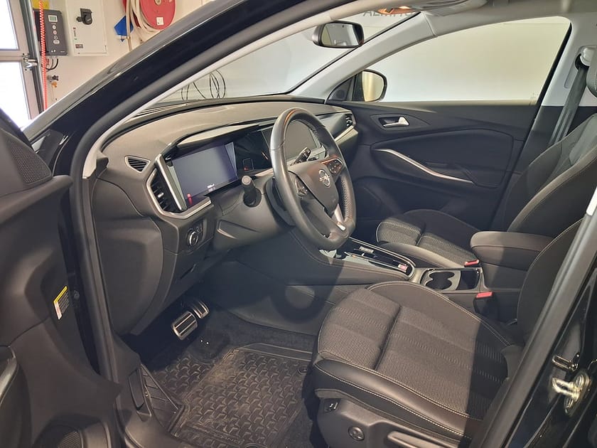 Bild 3 av Opel Grandland 130HK GS-Line