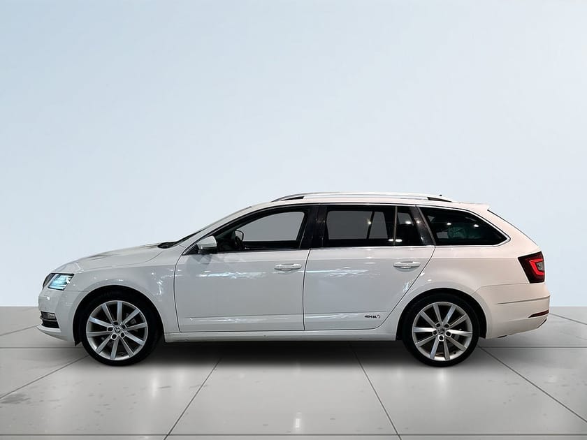 Bild 4 av Škoda Octavia Kombi Skoda 2.0 4x4 Amundsen Dvärm Drag Kamera Canton GPS SoV