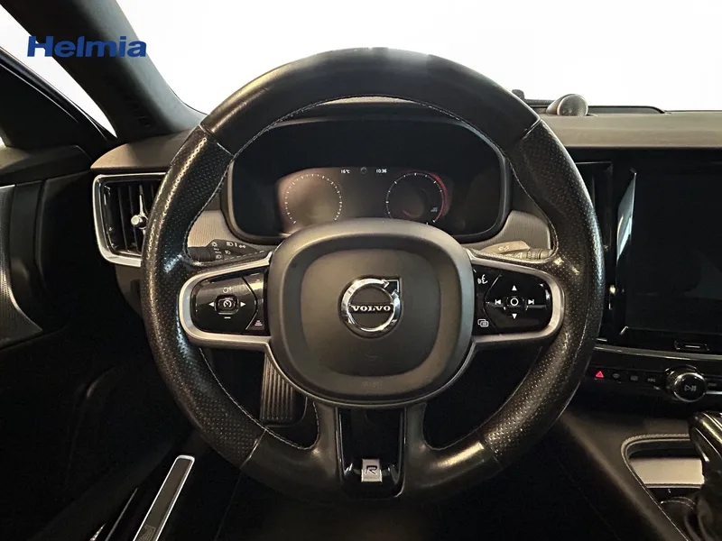 Bild 6 av 12 – Volvo S90 D4 AWD R-Design