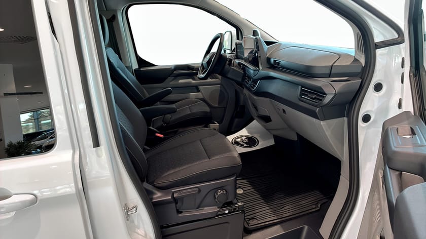 Bild 3 av Ford Transit Custom 320 Crew Van Limited DH Awd 170hk Demo