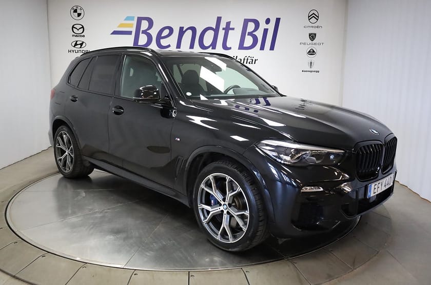 Bild 1 av BMW X5 xDrive45e iPerformance M Sport Panorama Luftfjädring