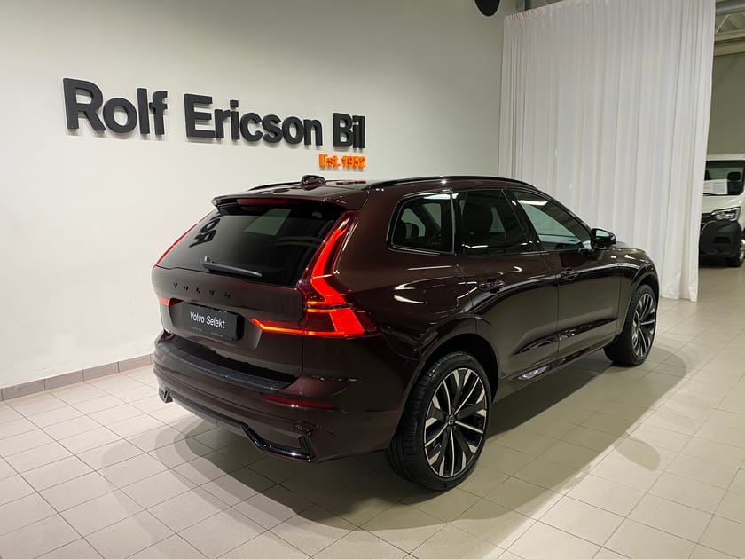 Bild 3 av Volvo XC60 T6 Plus Dark Nordic Edition