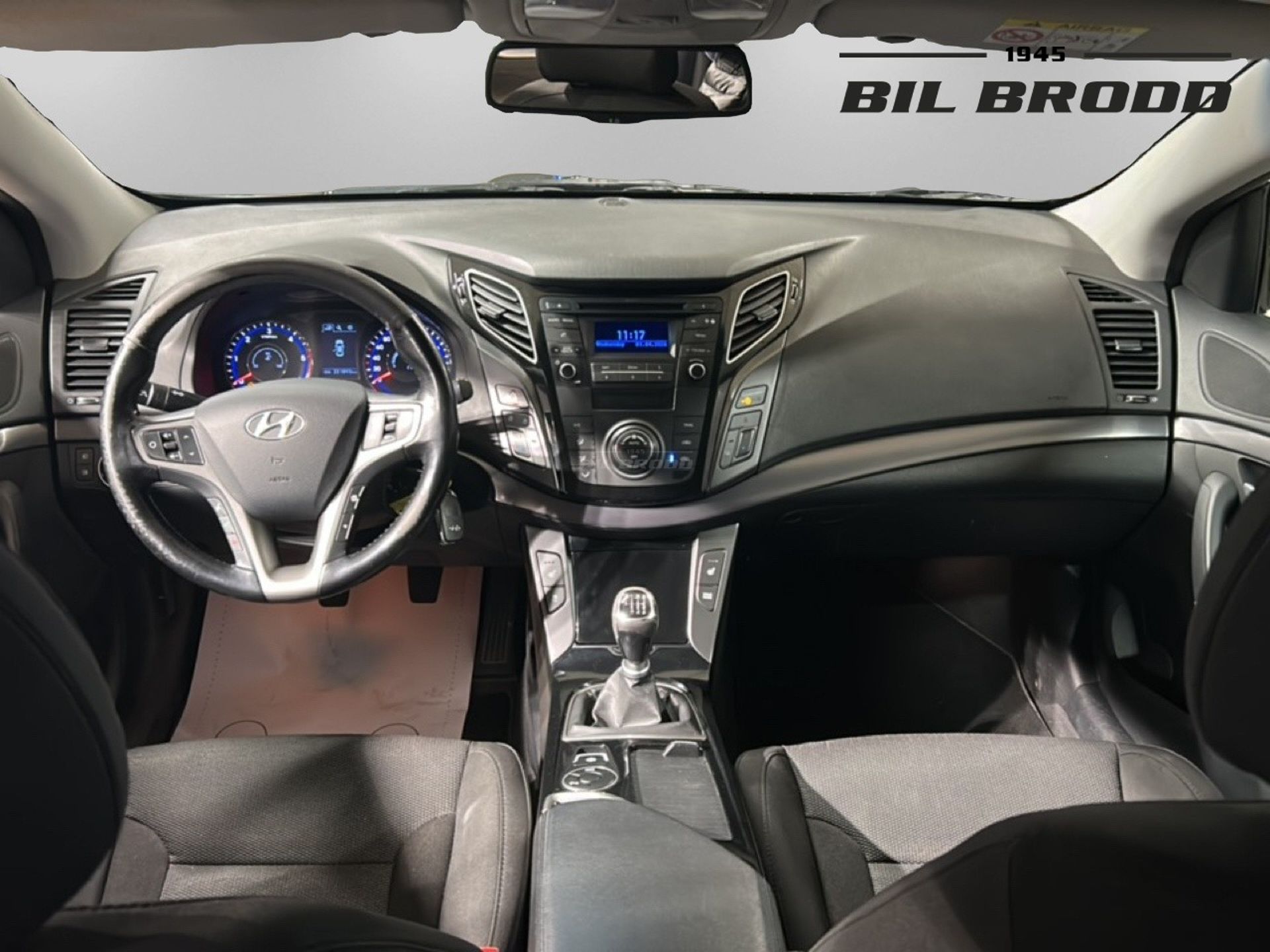Hyundai i40 cw 1.7 CRDI Comfort 2016, bild 7/24