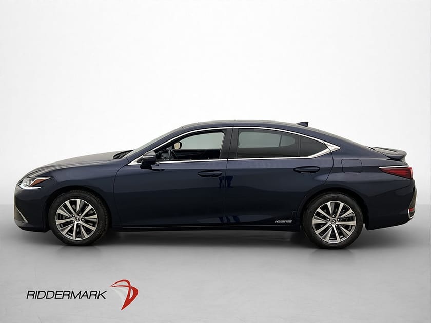 Bild 4 av Lexus ES 300h 2.5 E-CVT 218hk Taklucka Kamera Farthållare Skinn