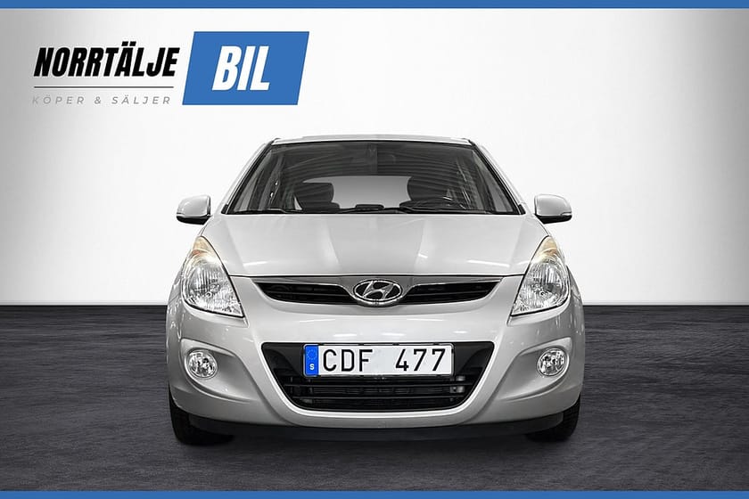 Bild 5 av Hyundai i20 1.2 77 HK MAN PREMIUM B/T 9055 MIL NYBES NYSERV