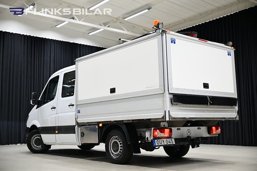 Bild 4 av Mercedes-Benz Sprinter 316 BlueTEC Chassi Crew cab 7G 163HK Automat|Dubbelhytt|Kåpa|3.5ton-drag|Xenon