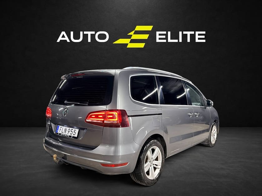 Bild 5 av Volkswagen Sharan 2.0 TDI 7 Sits|PANO|DRAG|ACC|ELDÖRRAR|CARPLAY|KAMERA