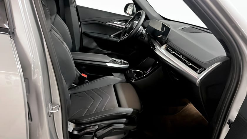 Bild 3 av BMW X1 xDrive25e