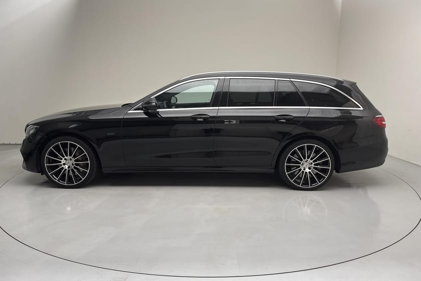 Bild 2 av Mercedes-Benz E 300 de T PLUG-IN